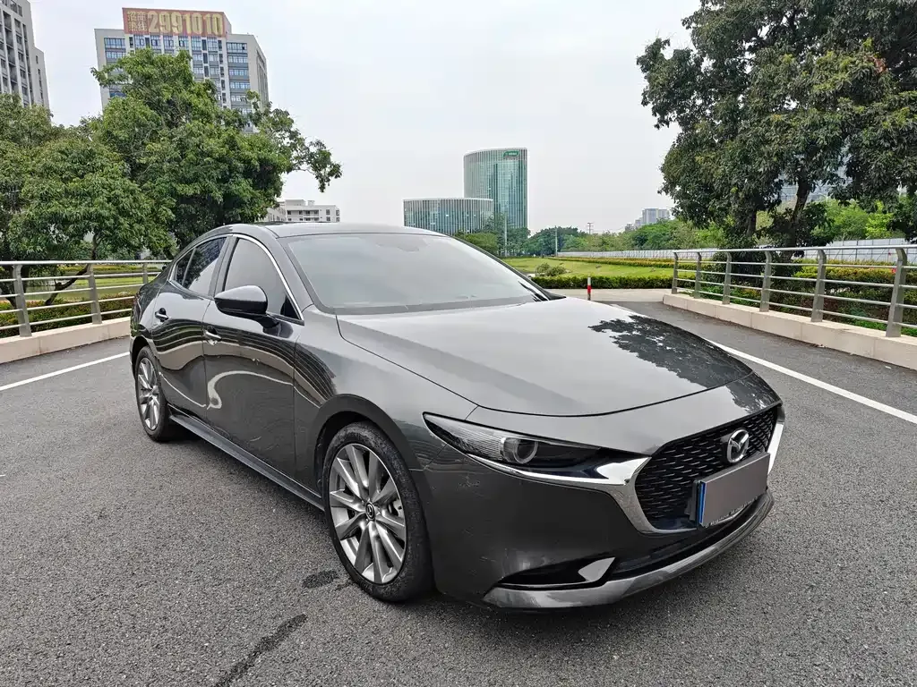 Mazda 3 Axela 2021 из CN, фото 3