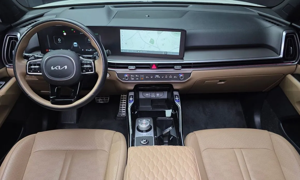 Kia Sorento — фото 5
