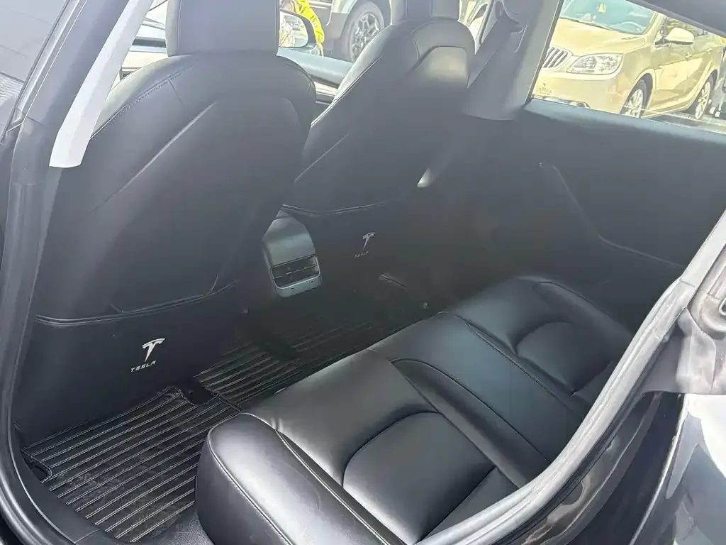Tesla Model 3 2022 из CN, фото 6
