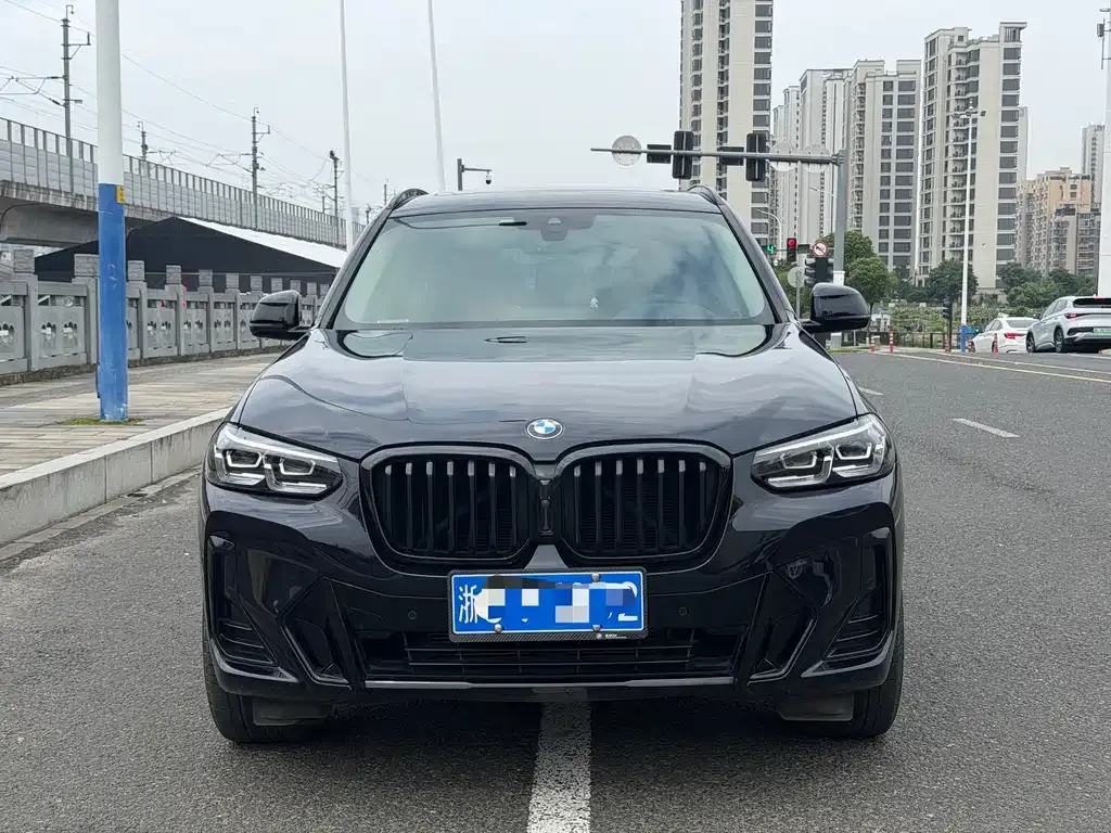 BMW X3 — фото 3