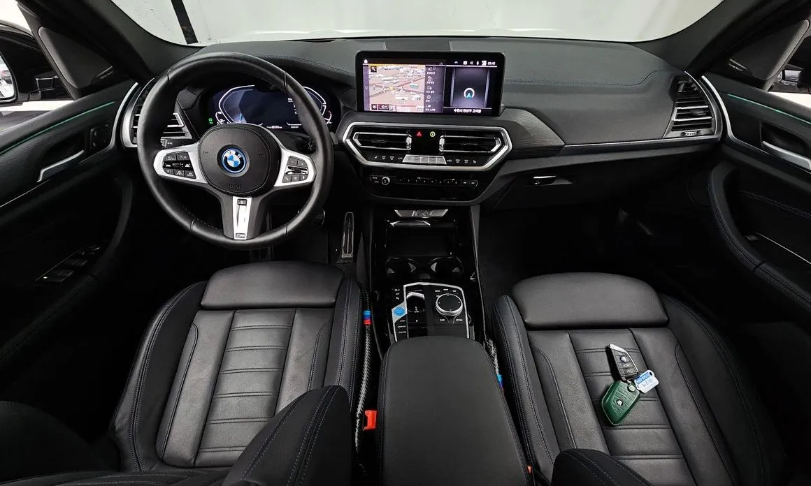 BMW iX3 2024 из KR, фото 10