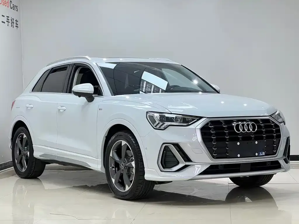Audi Q3 — фото 2