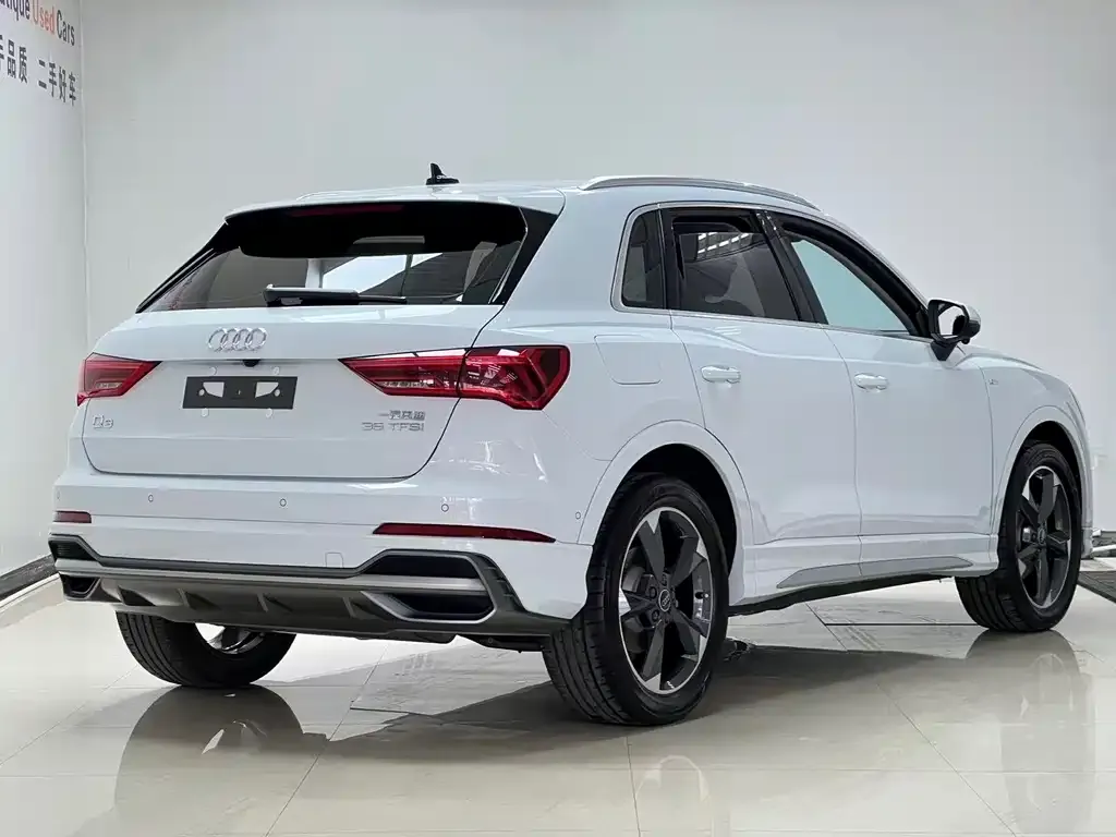 Audi Q3 — фото 3