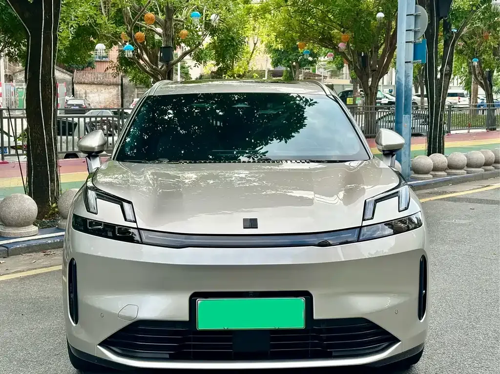 Lynk & Co 08 EM-P 2023 из CN, фото 6