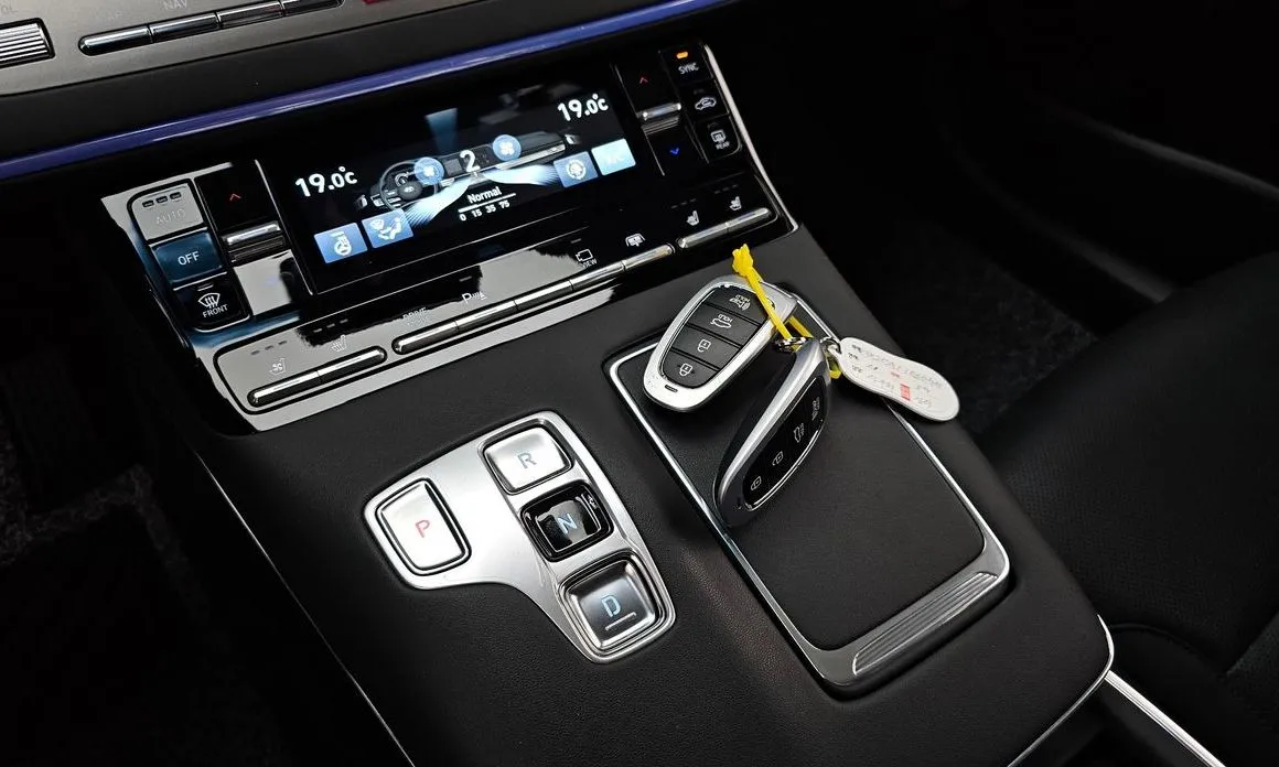 Hyundai Grandeur 2021 из KR, фото 4