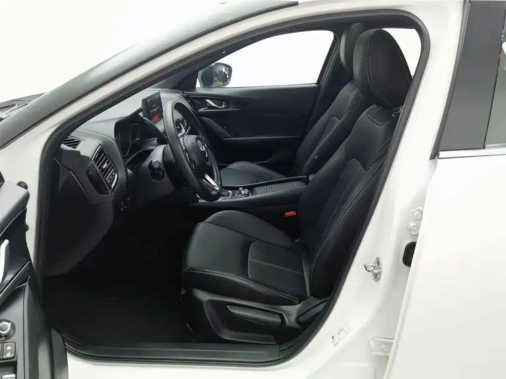 Mazda CX-4 2021 из CN, фото 7