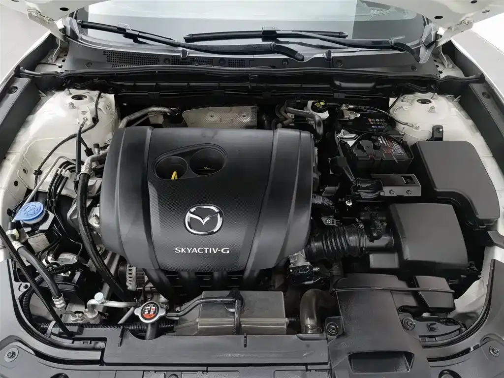 Mazda CX-4 2021 из CN, фото 9