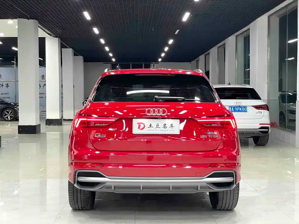 Audi Q3 — фото 2