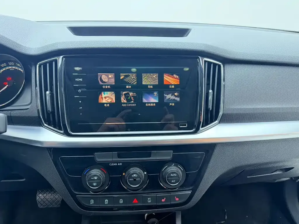 Skoda Kamiq — фото 4
