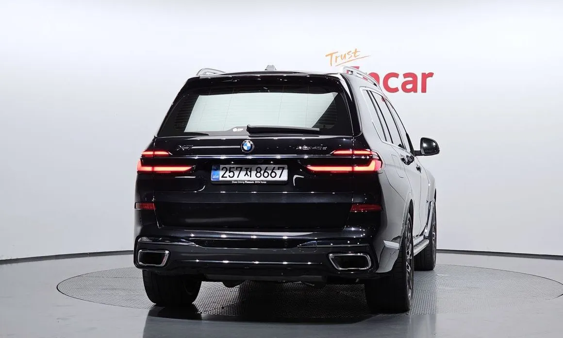 BMW X7 2025 из KR, фото 2
