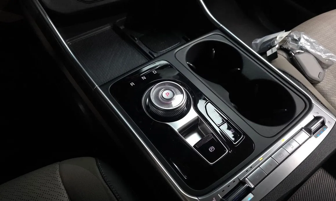 Kia Carnival 2025 из KR, фото 7