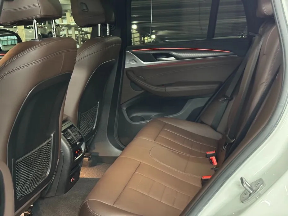 BMW X4 2023 из KR, фото 3