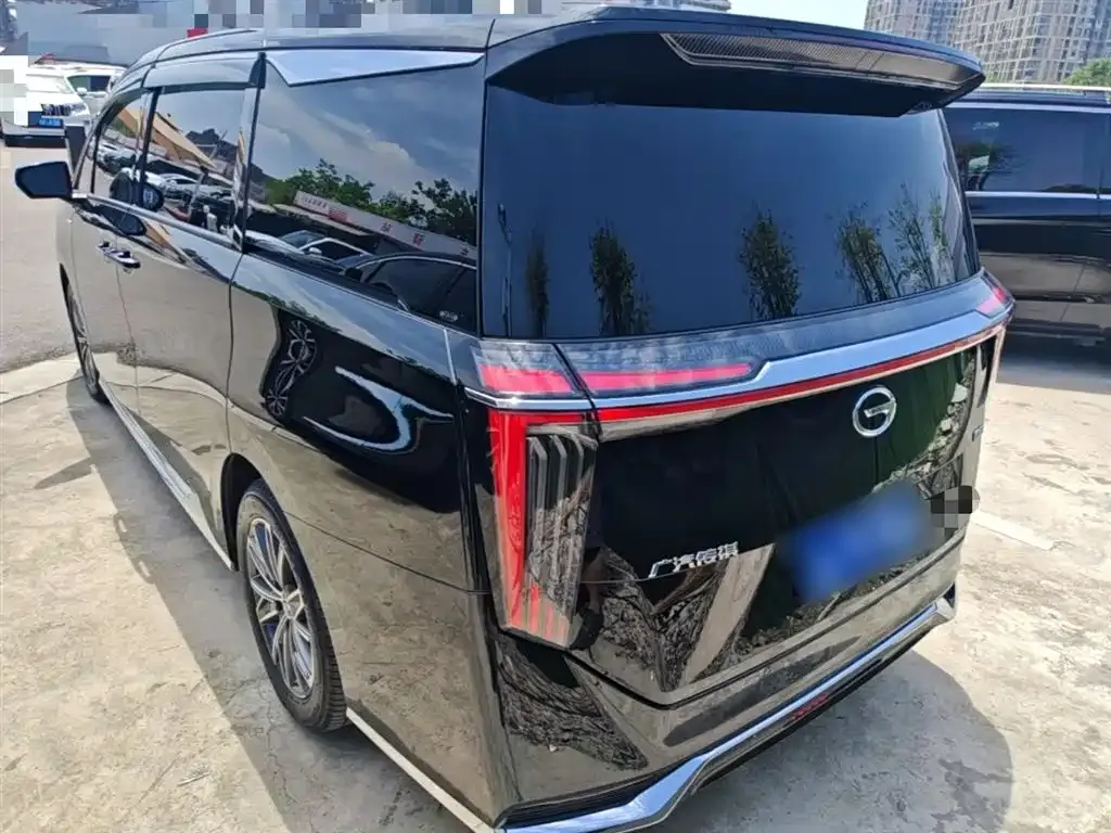GAC Motor Trumpchi M8 — фото 9