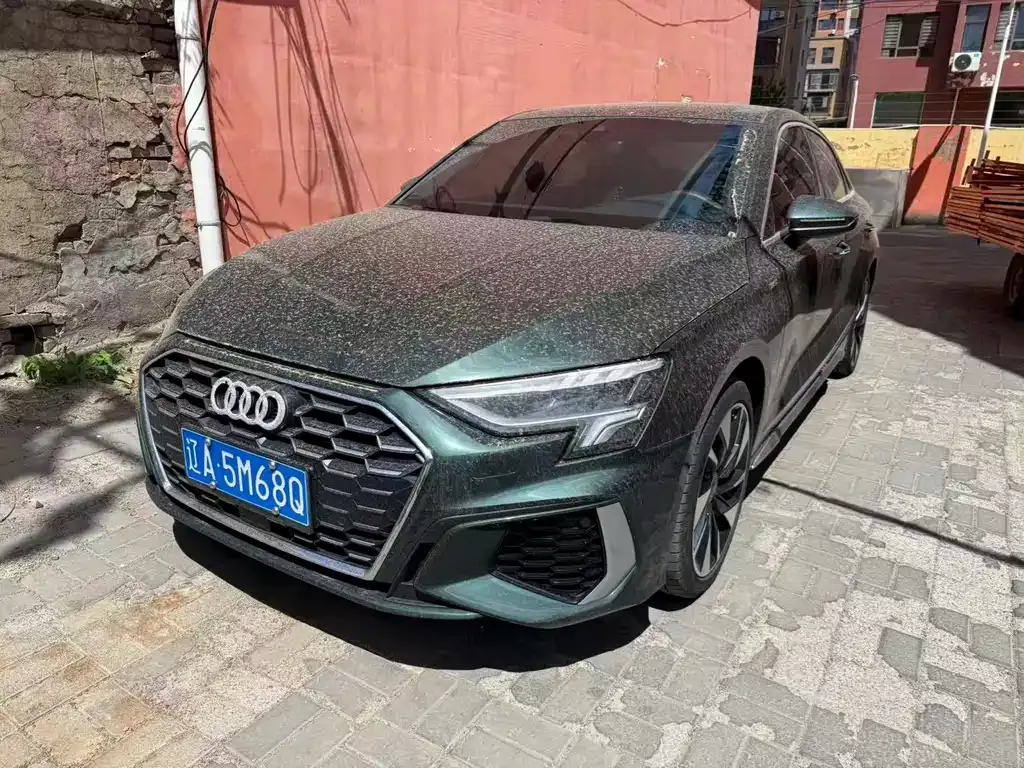 Audi A3 — фото 1