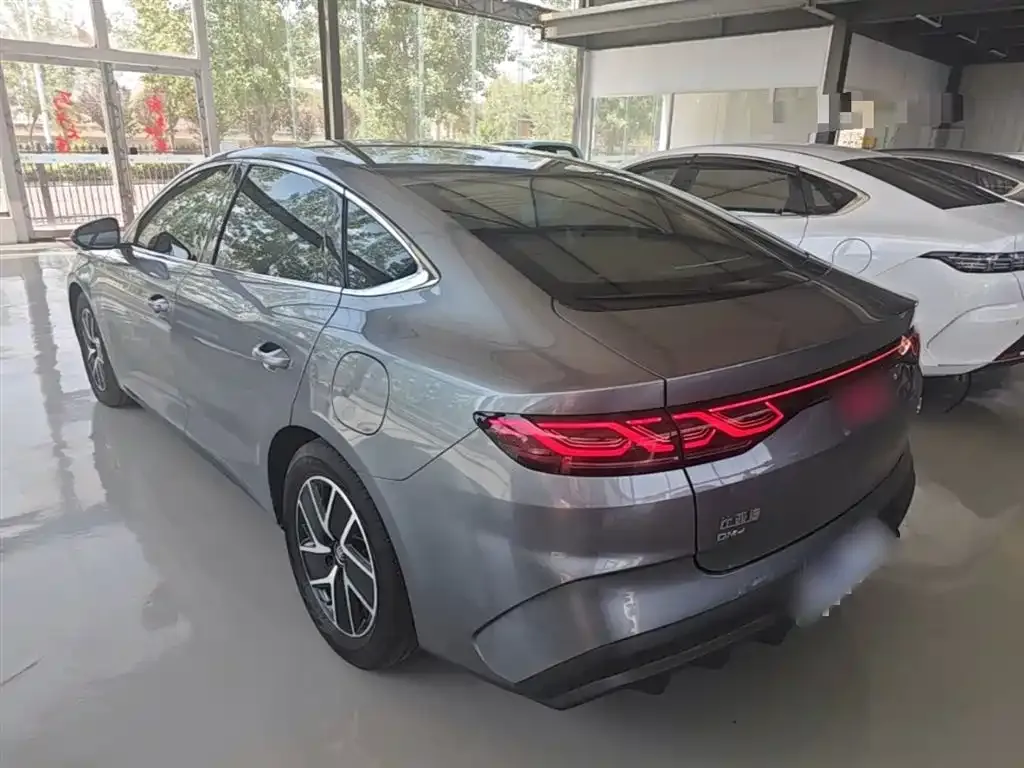 BYD Qin L — фото 4