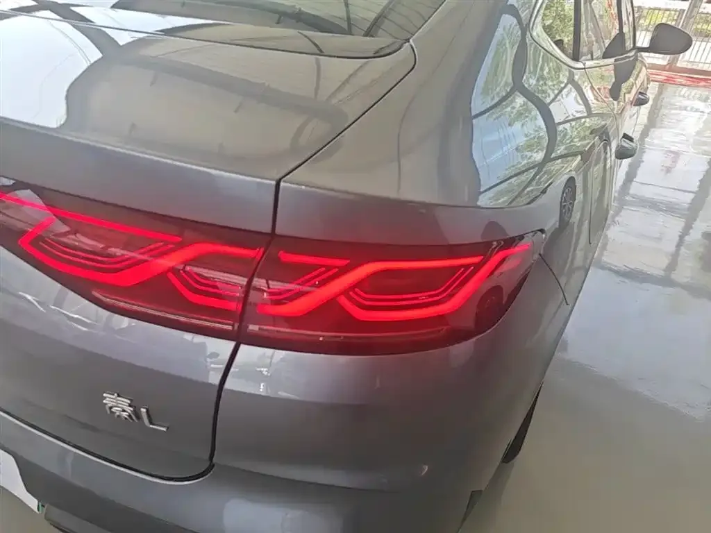 BYD Qin L — фото 3