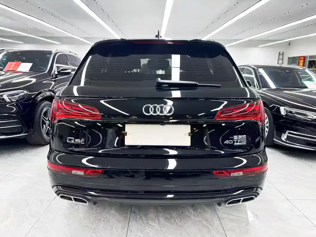 Audi Q5L — фото 4
