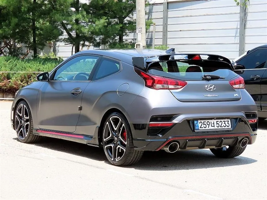 Hyundai Veloster — фото 5