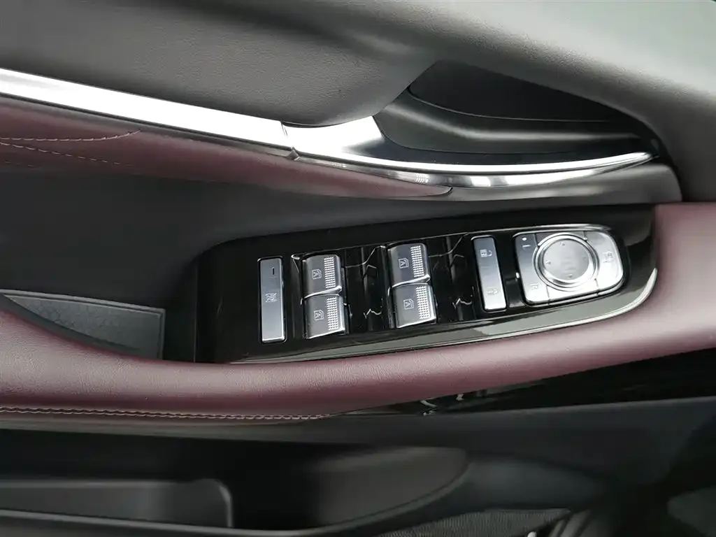 GAC Motor Trumpchi M8 — фото 8