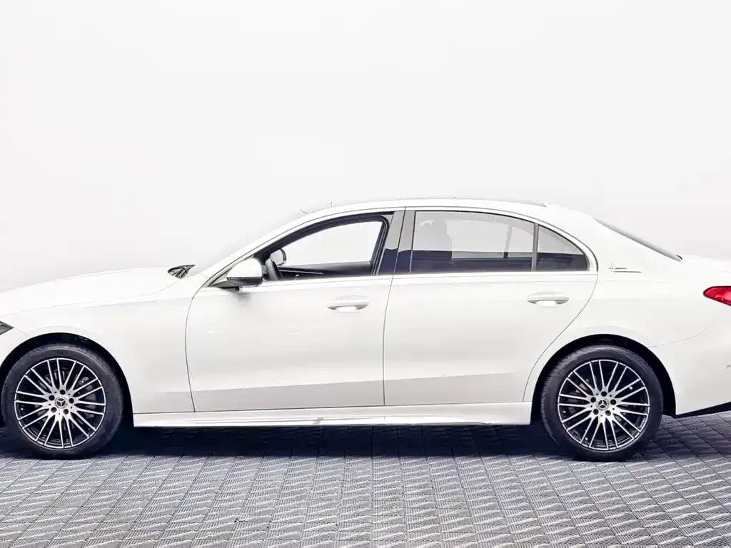 Mercedes-Benz C-Class — фото 3