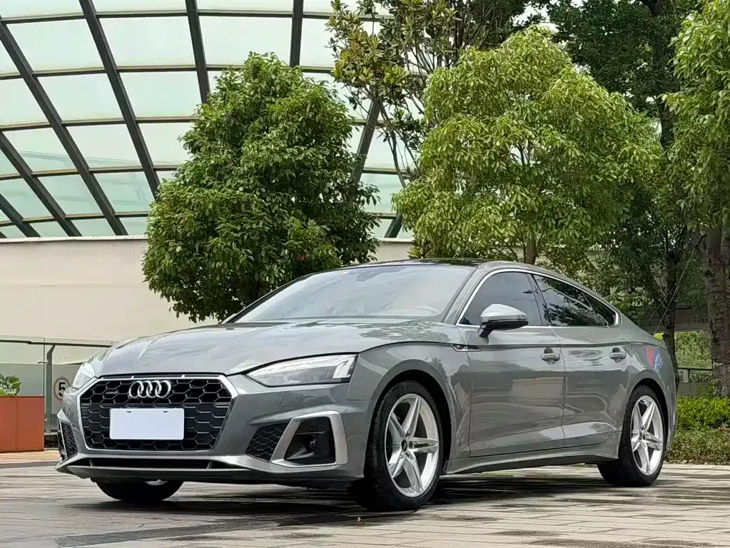 Audi A5 (Import) — фото 1