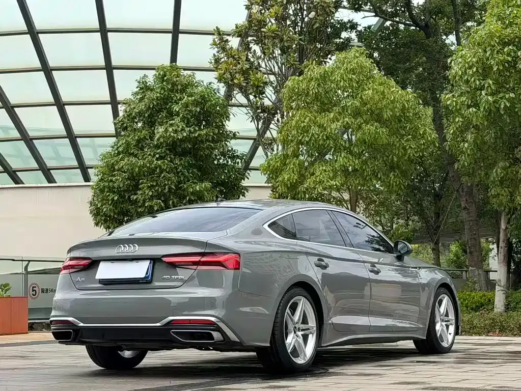 Audi A5 (Import) — фото 2
