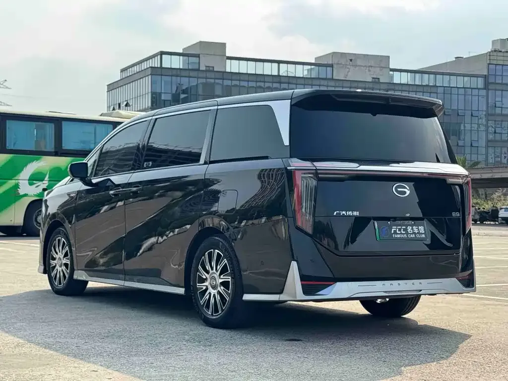 GAC Motor Trumpchi E9 — фото 10