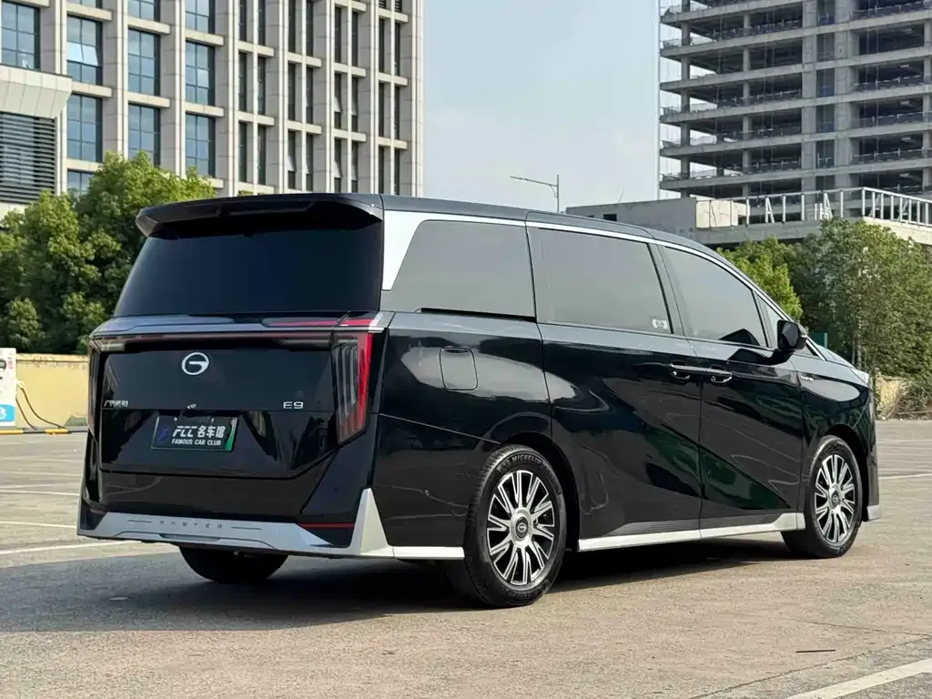 GAC Motor Trumpchi E9 — фото 3