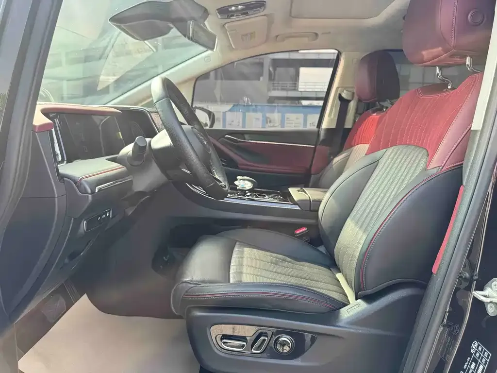 GAC Motor Trumpchi E9 — фото 8