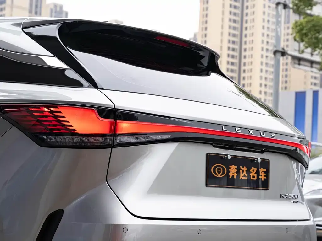 Lexus RX — фото 10