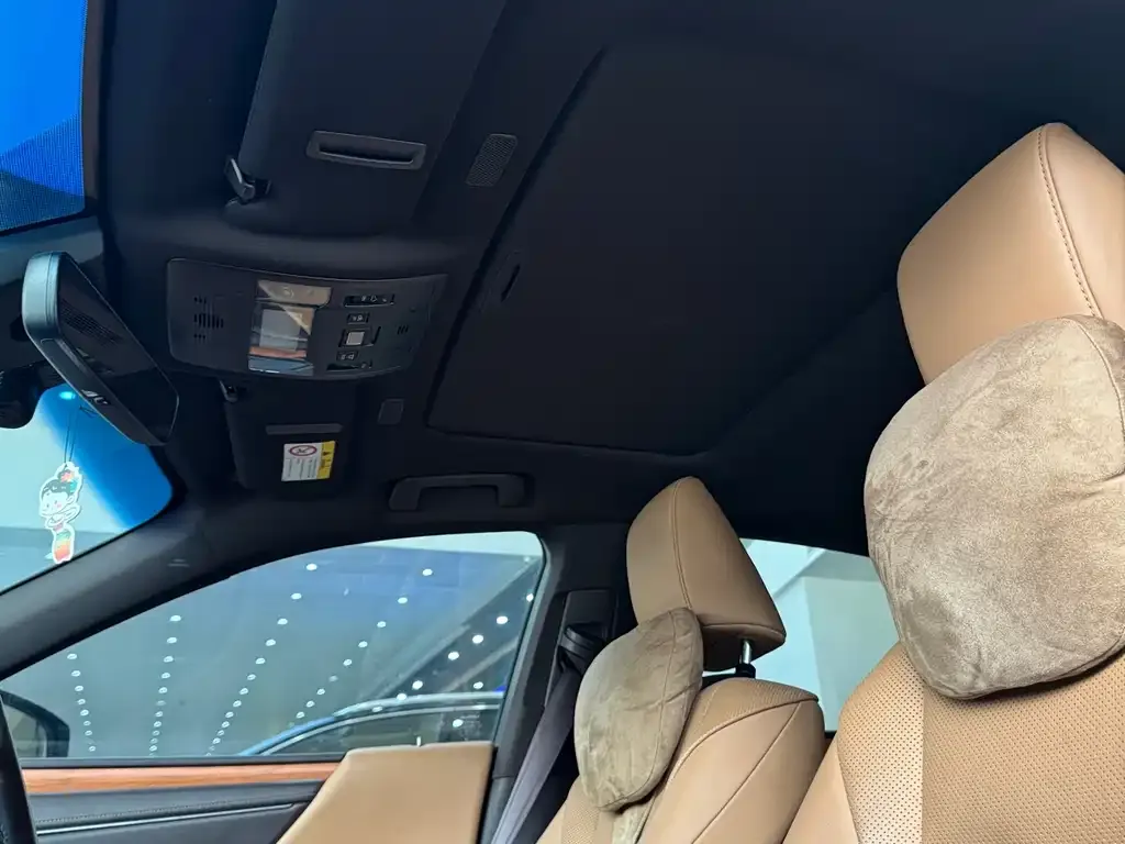 Lexus ES 2021 из CN, фото 2