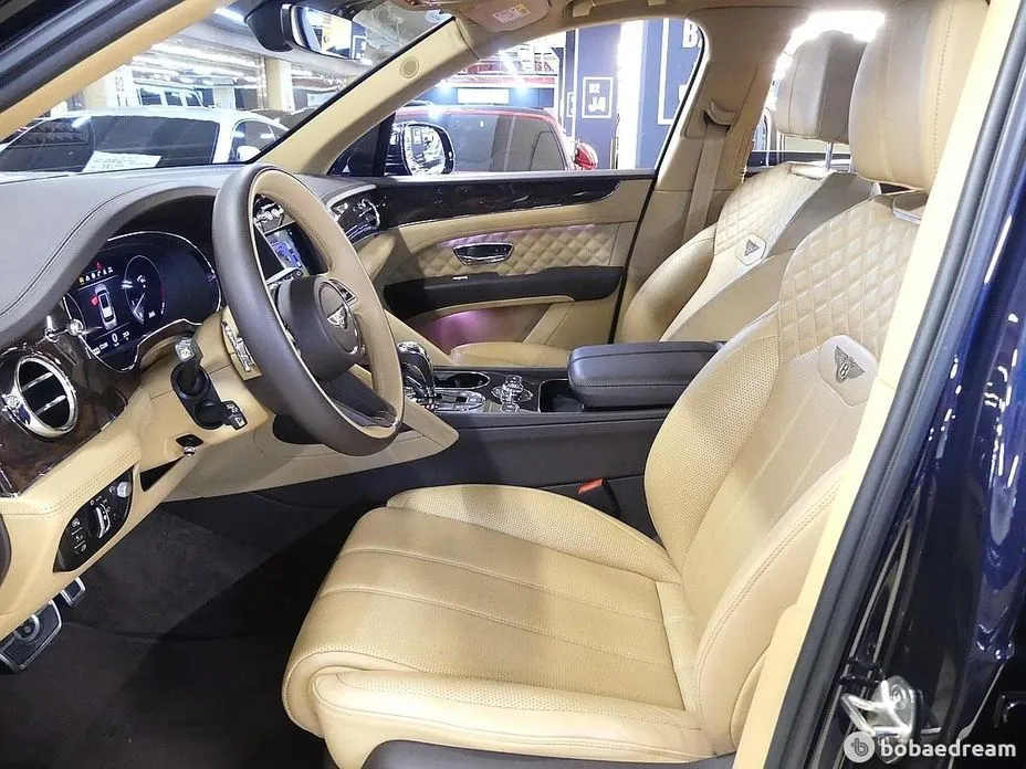 Bentley Bentayga 2022 из KR, фото 3