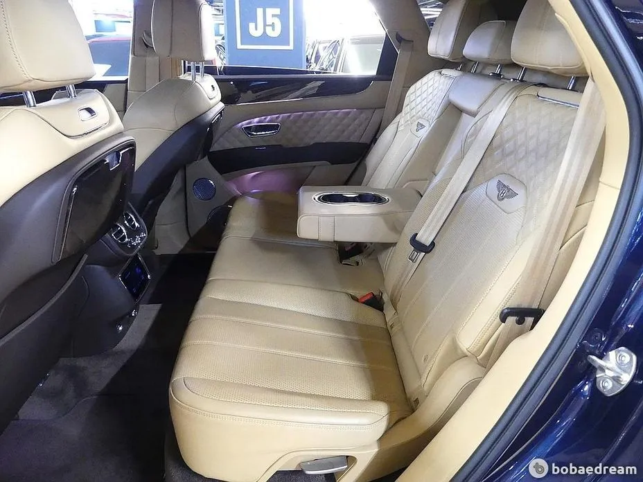 Bentley Bentayga 2022 из KR, фото 9