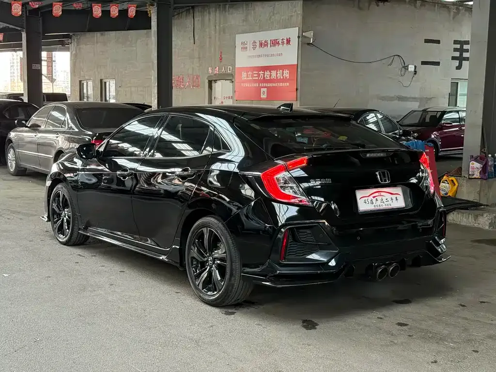 Honda Civic — фото 7