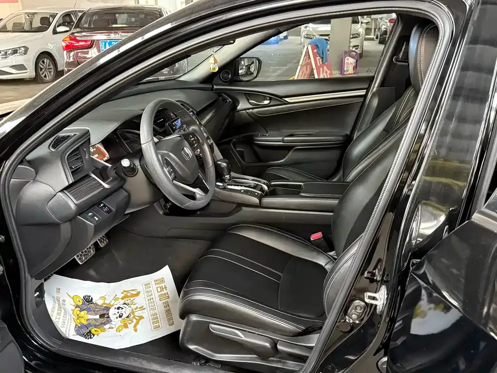 Honda Civic — фото 4