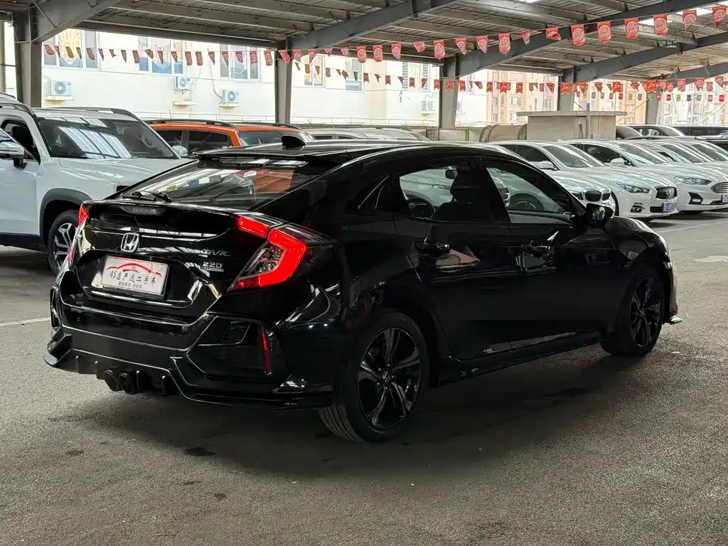 Honda Civic — фото 6