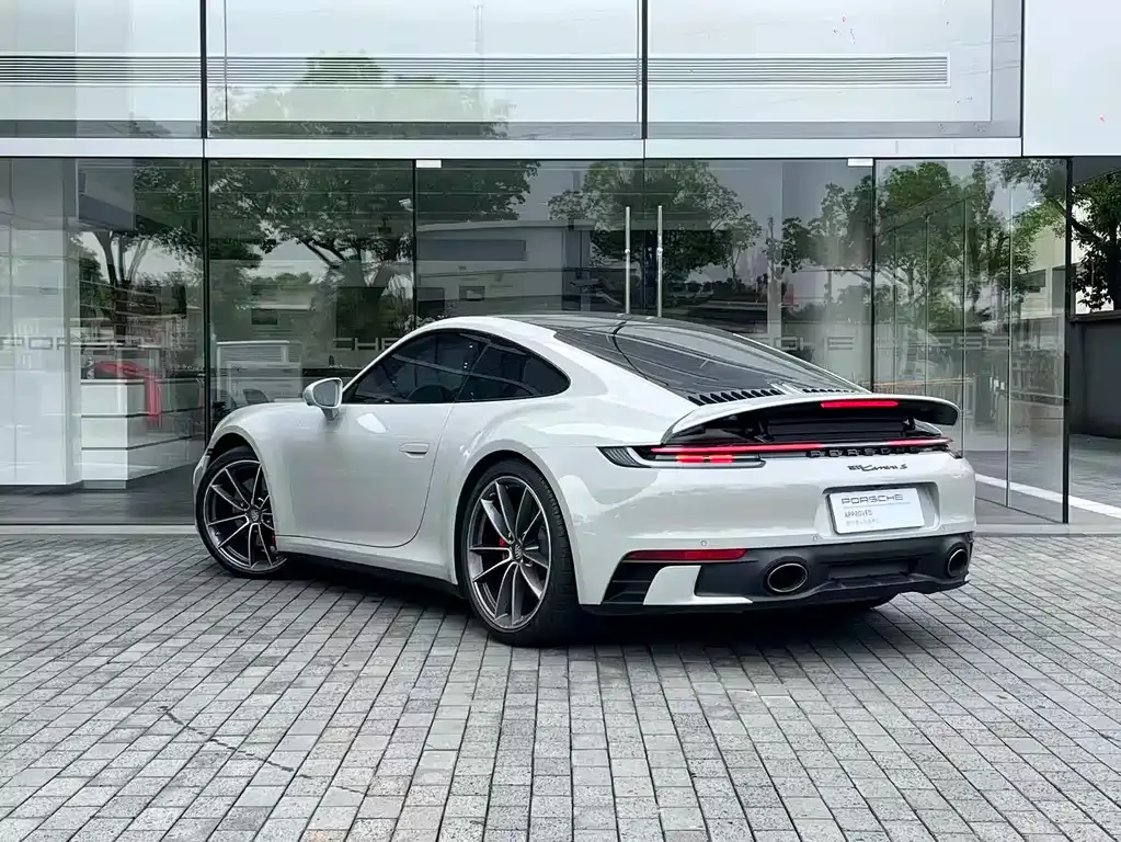 Porsche 911 — фото 7
