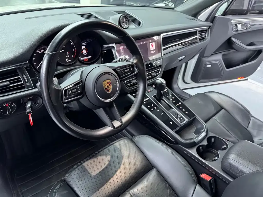 Porsche Macan 2022 из CN, фото 9