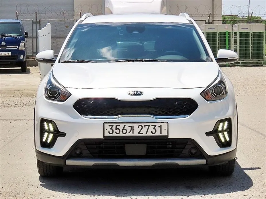Kia Niro — фото 1