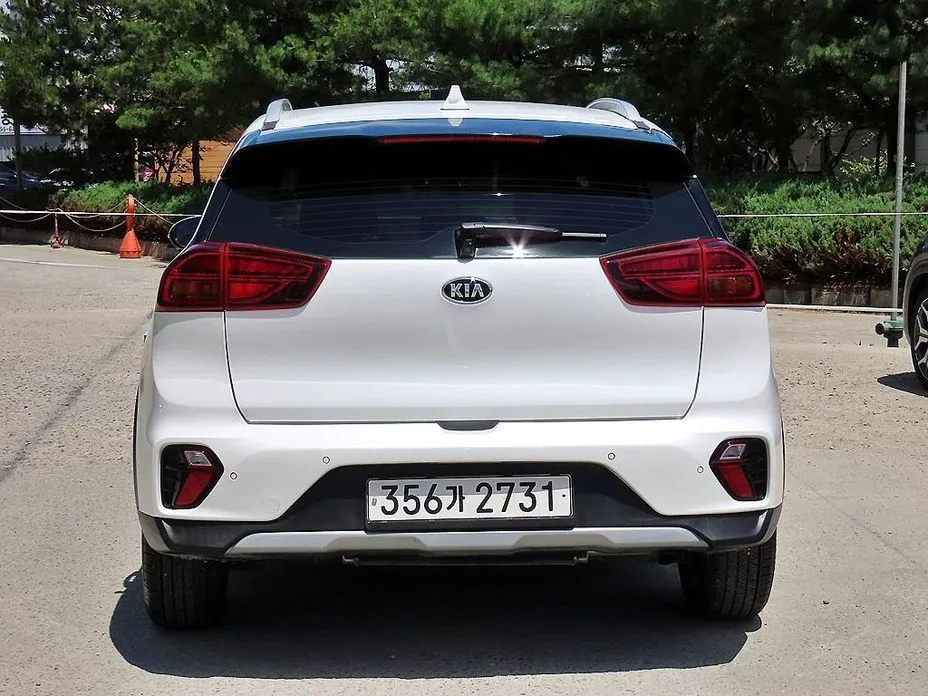 Kia Niro — фото 8