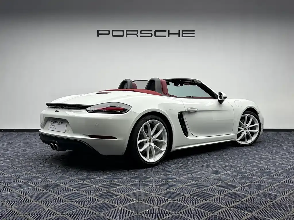 Porsche 718 — фото 4