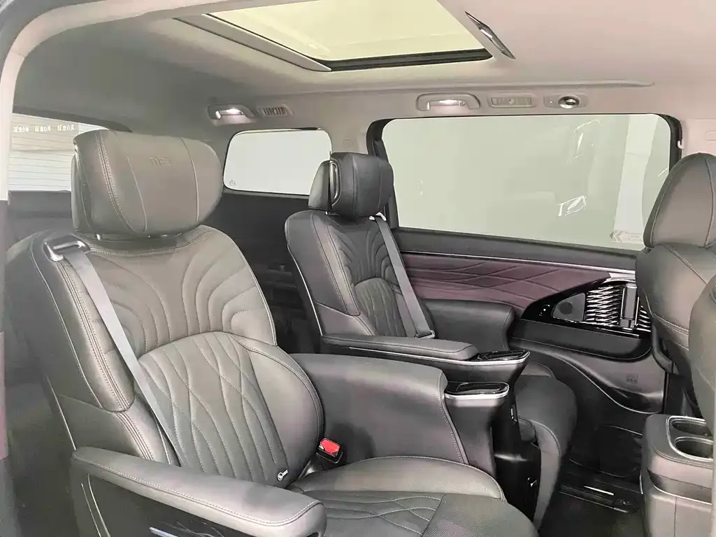 GAC Motor Trumpchi M8 — фото 6