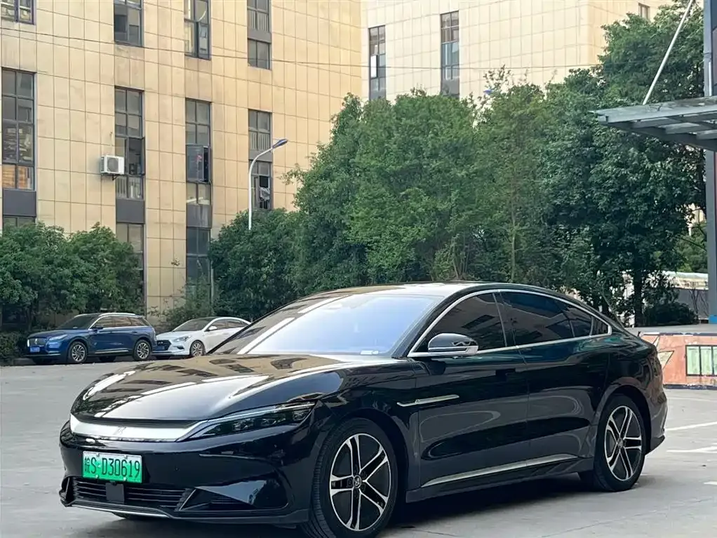BYD Han — фото 1