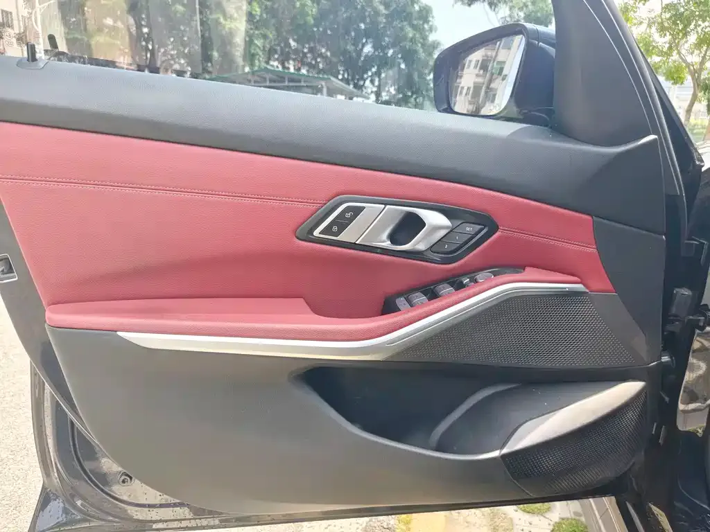BMW i3 2024 из CN, фото 2
