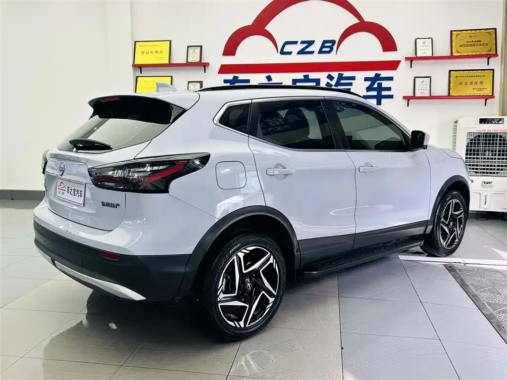 Nissan Qashqai — фото 5