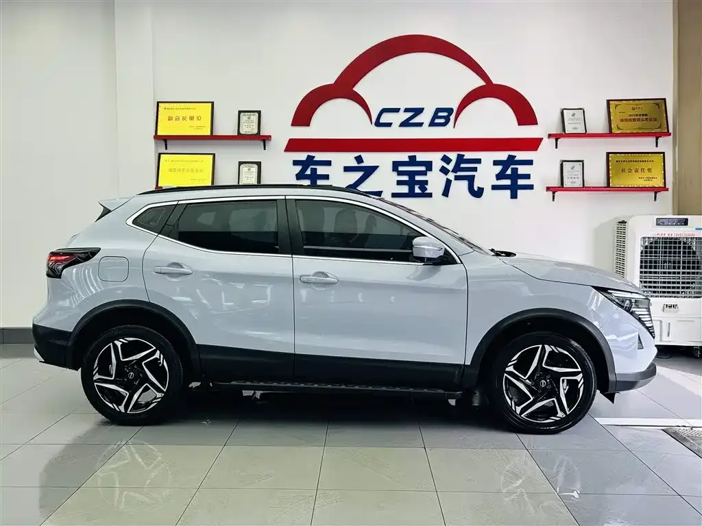 Nissan Qashqai — фото 2