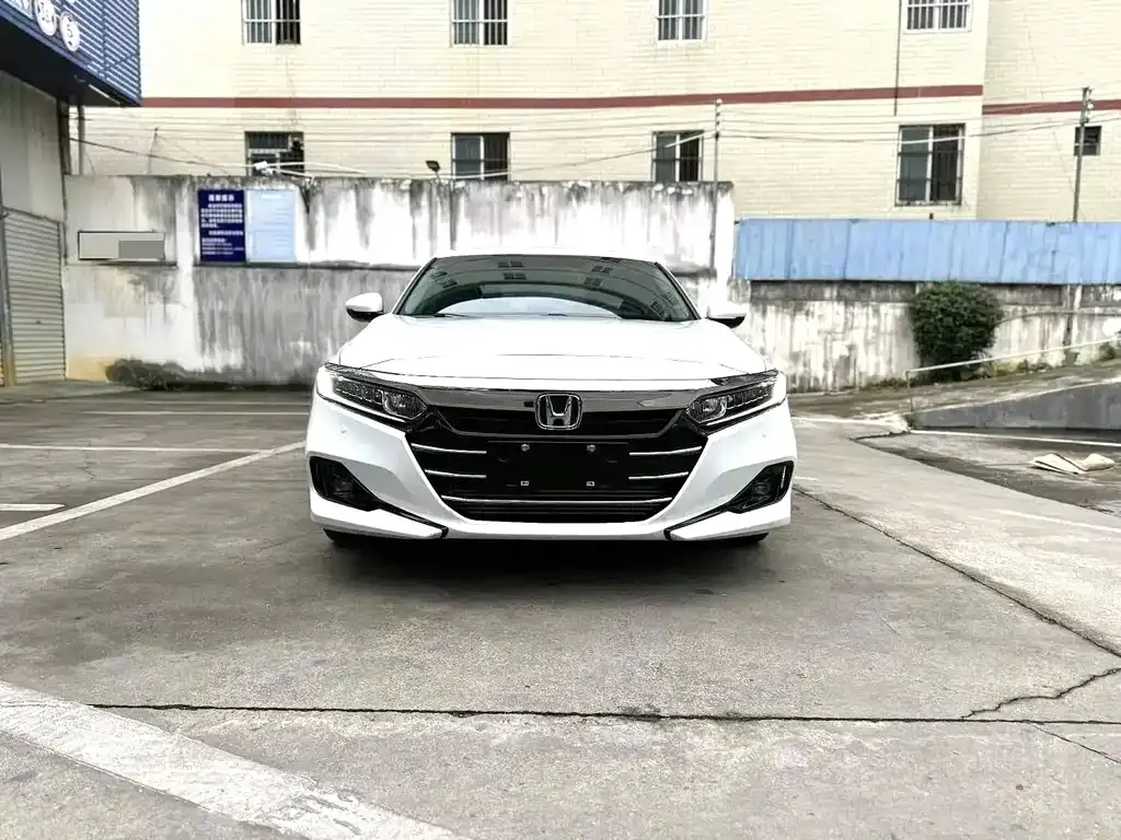 Honda Accord — фото 5