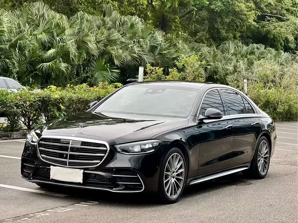 Mercedes-Benz S-Class — фото 1