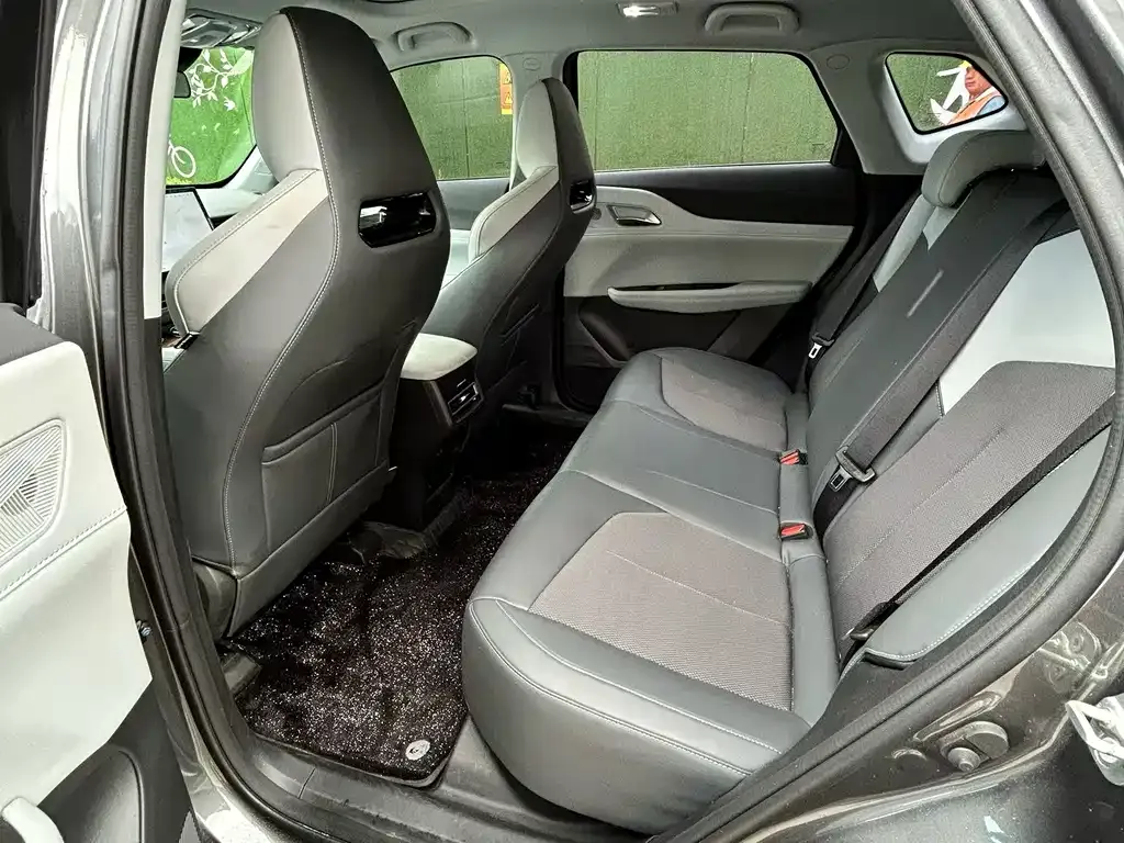 Changan UNI-Z 2025 из CN, фото 6