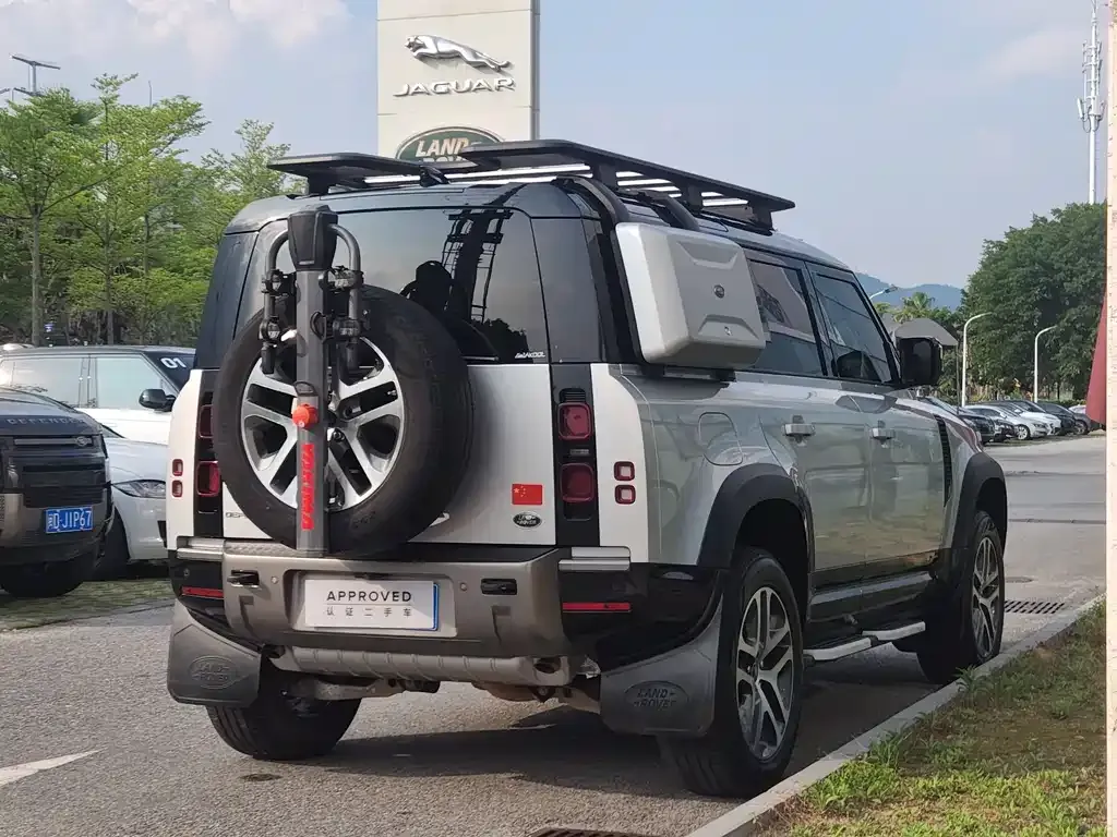 Land Rover Defender — фото 4